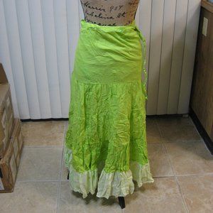 NWT Sassi's green peasant maxi skirt OS one size